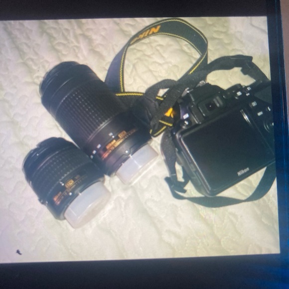 Nikon camera and lense - Picture 4 of 8